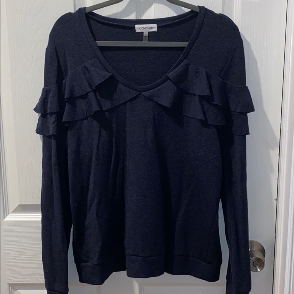 Navy heather long sleeve shirt